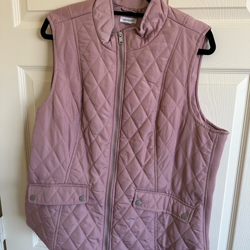 Vests/ jackets - Picture 5 of 7